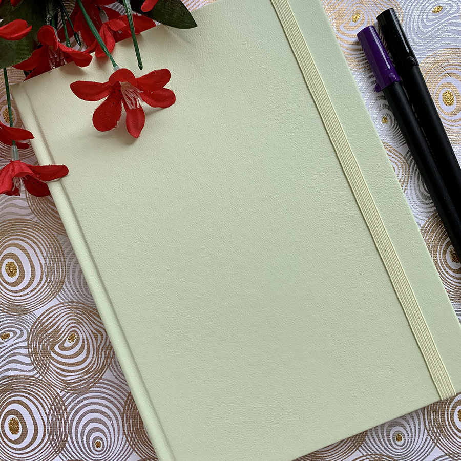 Caderno A5 (médio) Pontilhado 60 folhas de 140g