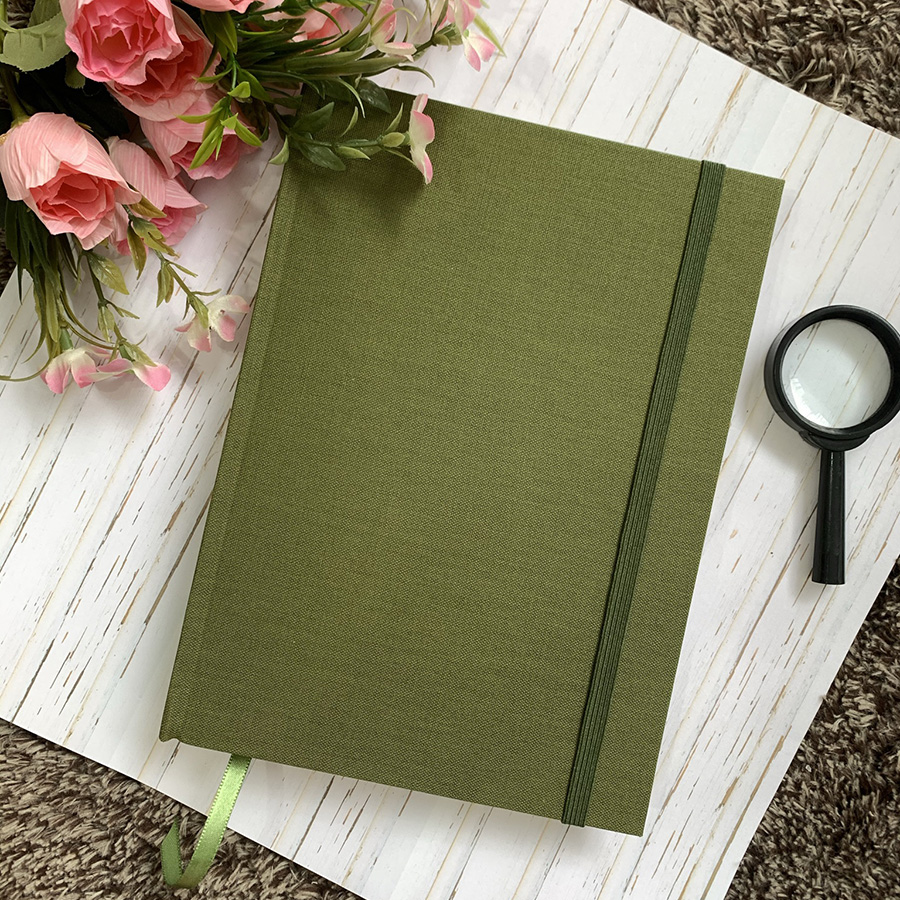 Caderno A5 (médio) Pontilhado 96 folhas de 115g
