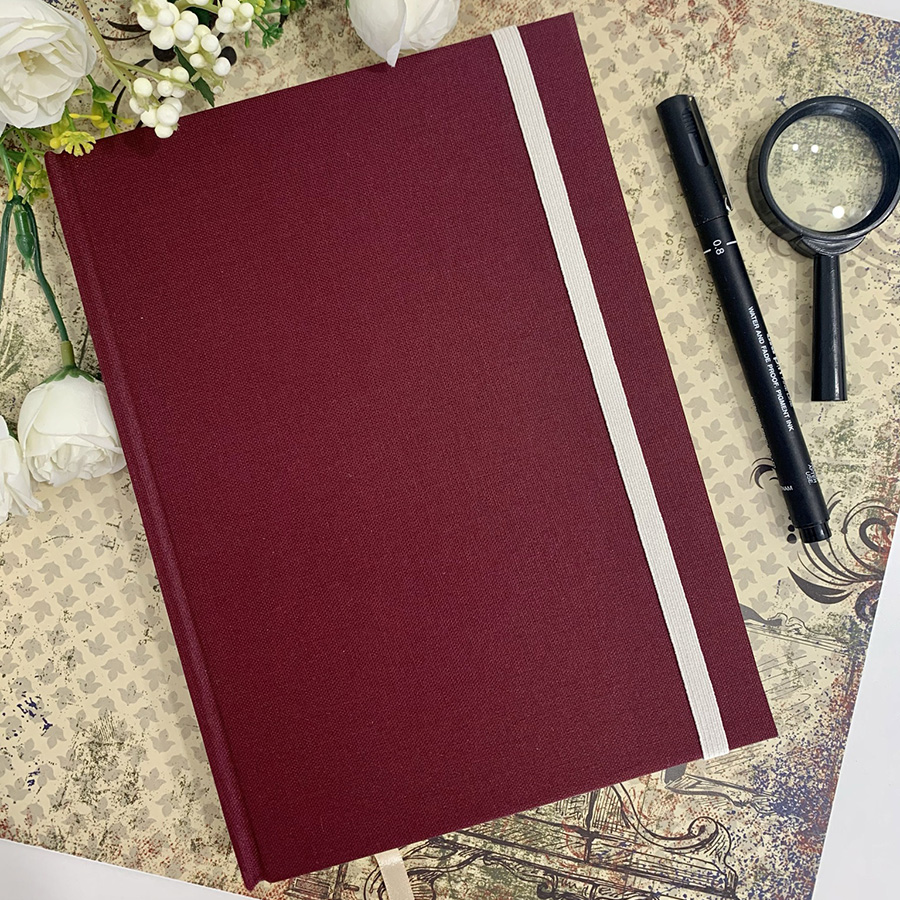 Caderno A5 (médio) Pontilhado 84 folhas de 80g
