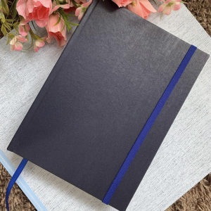 Caderno A5 (médio) Pontilhado 144 folhas de 115g