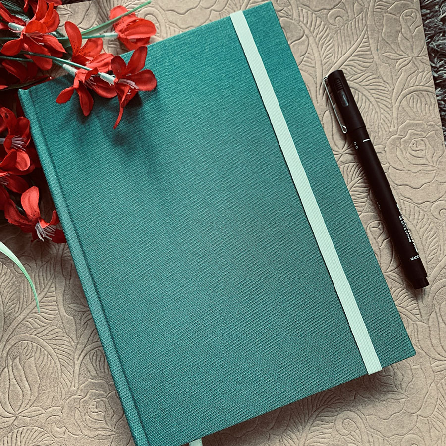 Caderno A5 (médio) Pontilhado 120 folhas de 140g