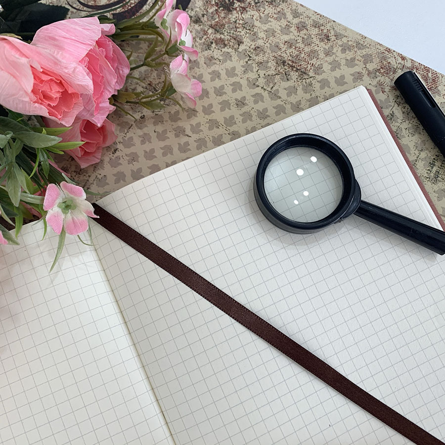 Caderno A5 (médio) Quadriculado 80 folhas de 90g - Imagem 4