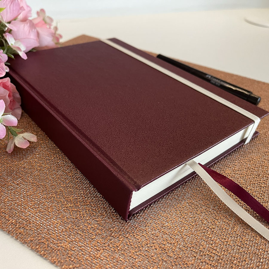 Caderno A5 (médio) Pontilhado 96 Folhas de 140g - Imagem 2