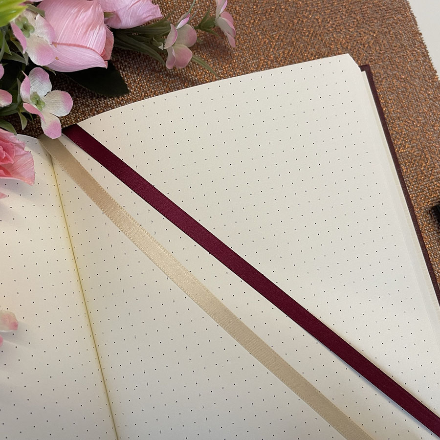 Caderno A5 (médio) Pontilhado 96 Folhas de 140g - Imagem 4
