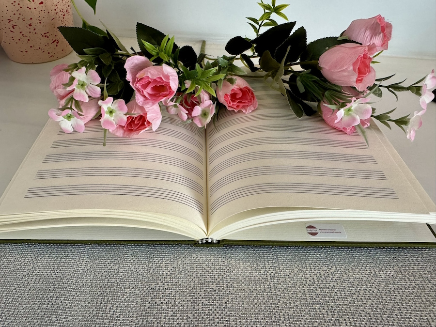 Caderno-A5-Música-80-Folhas-90g-5-verde-oliva