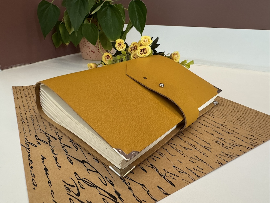 Caderno A5 (médio) Pautado 112 Folhas de 90g - Imagem 4