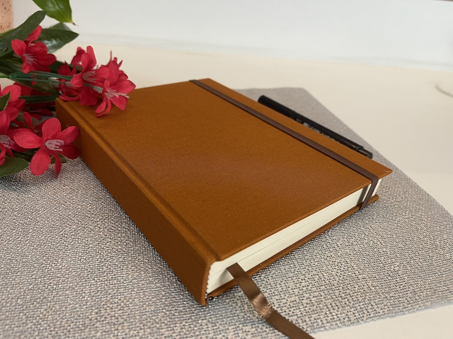 Caderno A5 (médio) Pontilhado 120 Folhas de 120g - Imagem 5