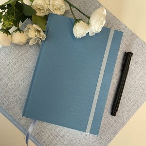 Caderno A5 (médio) Pontilhado 96 Folhas de 140g