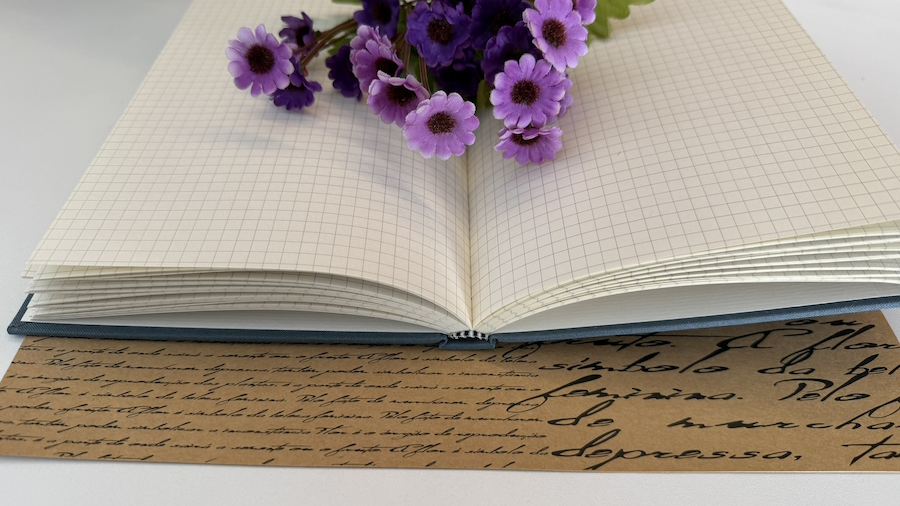 Caderno-A5-Quadriculado-80-Folhas-90g-5-Brillianta-Petróleo