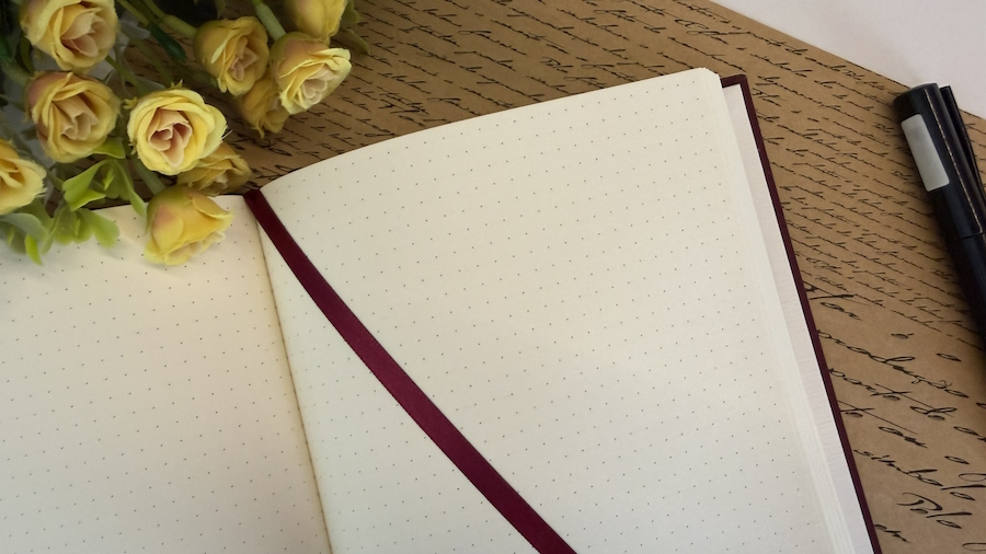 Caderno-A5-Pontilhado-80-Folhas-90g-5-Saphir-Vinho