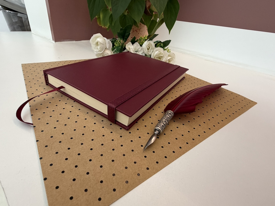 Caderno A5 (médio) Pontilhado 96 Folhas de 120g - Imagem 4