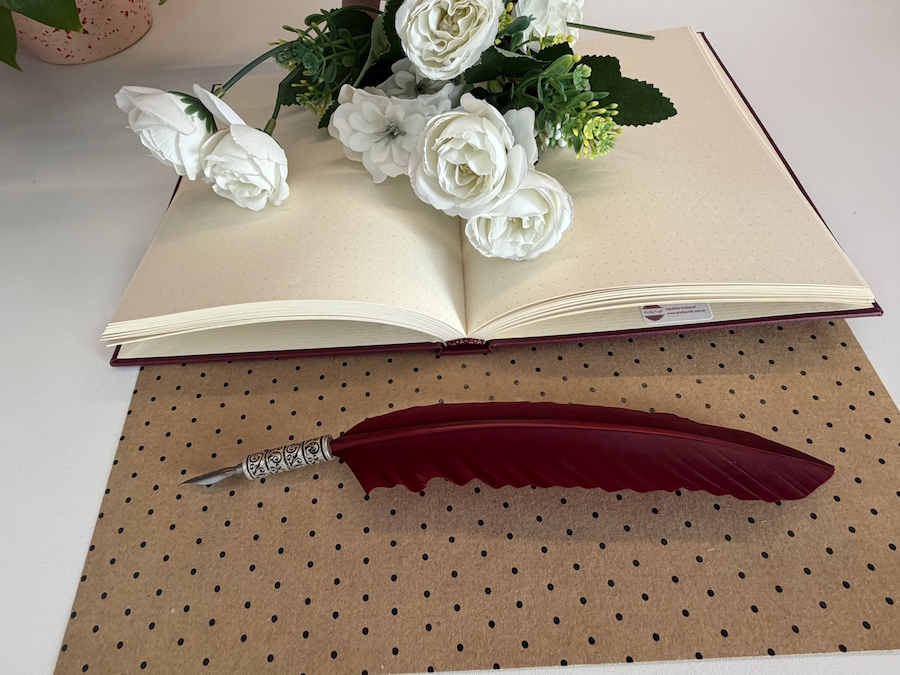 Caderno A5 (médio) Pontilhado 96 Folhas de 120g - Imagem 3