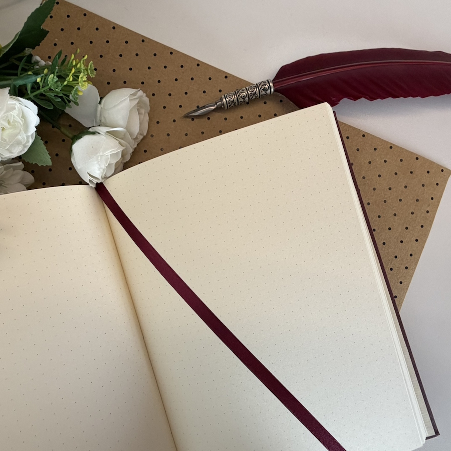 Caderno-A5-Pontilhado-96-Folhas-120g-5-Vinho-Cromato