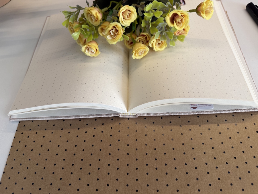 Caderno-A5-Pontilhado-100-Folhas-90g-5-Tecido-Natuur-1085