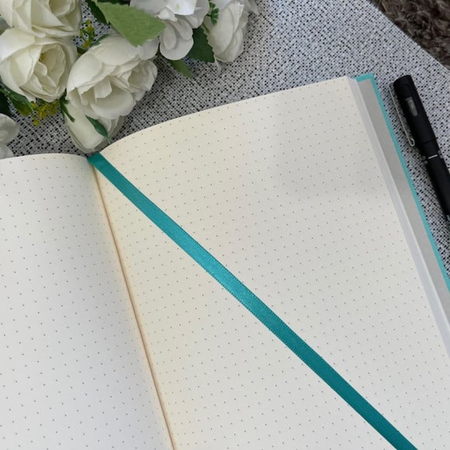 Pronta Entrega - Caderno A5 (médio) Pontilhado 120 folhas de 80g - Imagem 3
