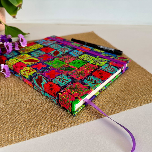 Pronta Entrega - Caderno A5 (médio) Pontilhado 96 Folhas de 80g - Imagem 4