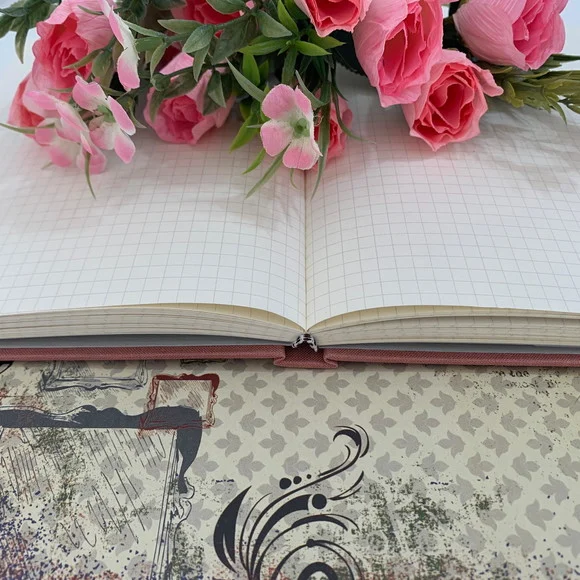 caderno-a5-medio-quadriculado-72-folhas-de-90g-percalux