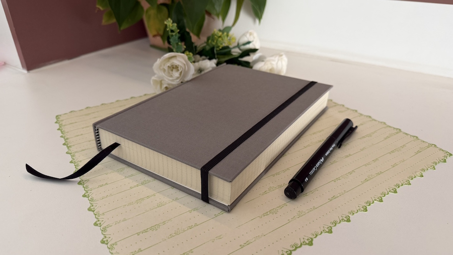 Caderno A5 Médio Quadriculado 150 Folhas de 90g - Imagem 4