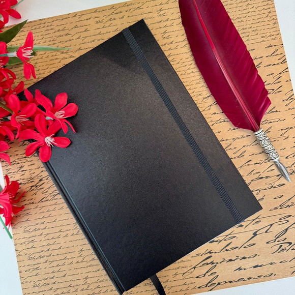 Pronta Entrega - Caderno A5 (médio) de Música 96 Folhas de 90g
