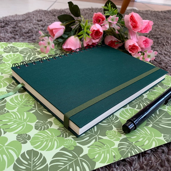 Pronta Entrega - Caderno A5 (médio) Pontilhado 100 folhas de 80g Espiral - Imagem 4