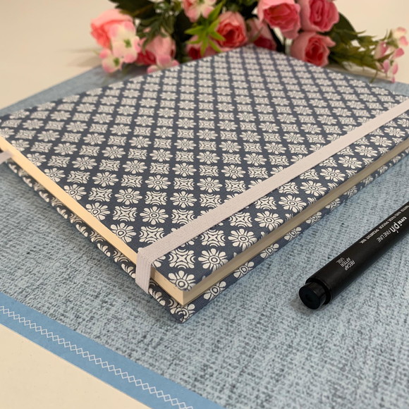 Pronta Entrega - Caderno A5 (médio) Pontilhado 100 folhas de 80g - Imagem 4