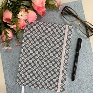 Pronta Entrega - Caderno A5 (médio) Pontilhado 100 folhas de 80g