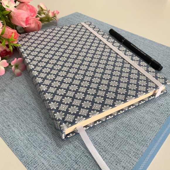 Pronta Entrega - Caderno A5 (médio) Pontilhado 100 folhas de 80g - Imagem 5