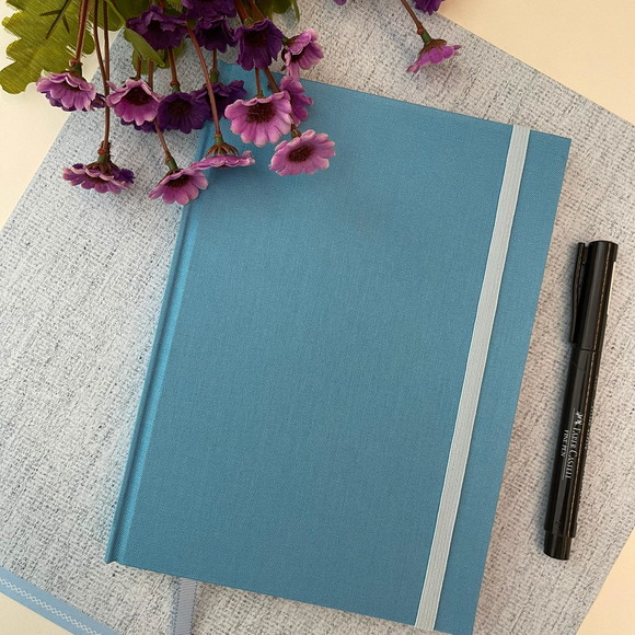 Pronta Entrega - Caderno A5 (médio) Pautado 72 Folhas de 90g