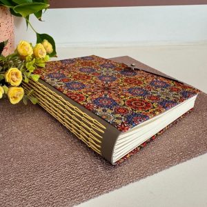 Pronta Entrega - Caderno A5 (médio) sem Pauta 112 Folhas de 90g