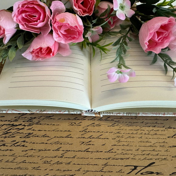 caderno-a6-pequeno-pautado-100-folhas-de-90g-anotacoes