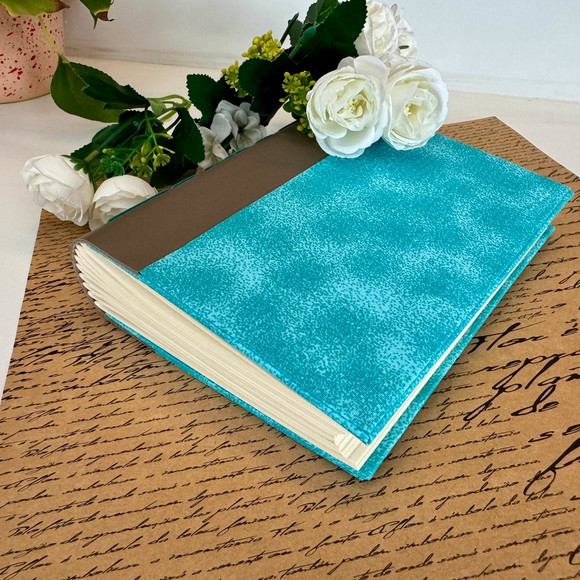 caderno-17-5x12-5-sem-pauta-com-108-folhas-de-90g-caderno (3)