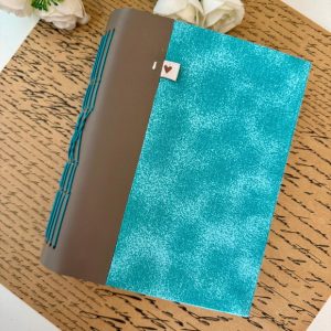 Pronta Entrega - Caderno 17,5x12,5 sem Pauta com 108 Folhas de 90g